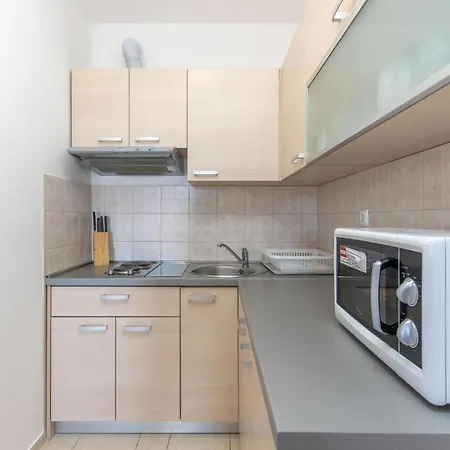 1 Bedroom Awesome In